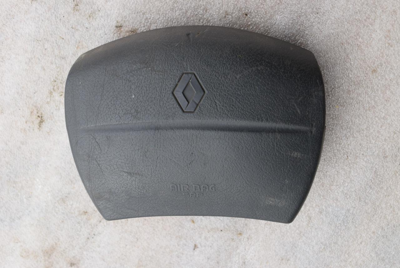 подушка безопасности водителя Renault Laguna 1 поколение 1998, 1.8 л., бензин, универсал, 7700420523B - фото №1