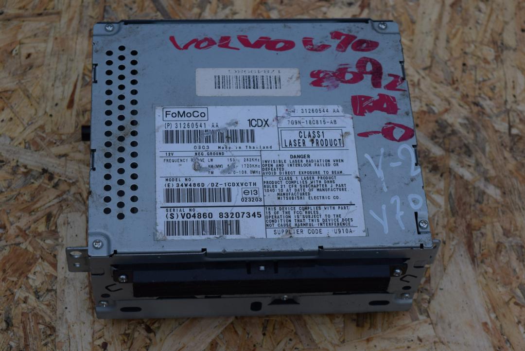магнитола Volvo V70 3 поколение 2008, 2.5 л., B 5254 T6, бензин, АКПП, универсал, 31260541AA - фото №1
