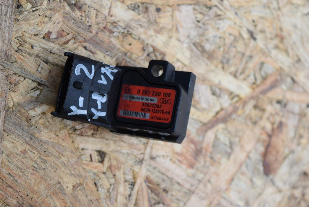 датчик абсолютного давления Volvo V70 3 поколение 2008, 2.5 л., B 5254 T6, бензин, АКПП, универсал, 0261230106, 30622083, 6G9N12B676AA - фото №1