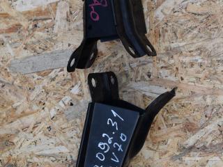 кронштейн радиатора Volvo V70 3 поколение 2008, 2.5 л., B 5254 T6, бензин, АКПП, универсал