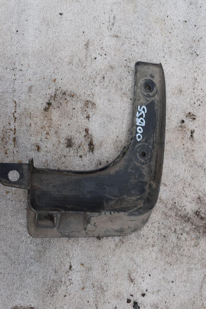 брызговик Hyundai Solaris 1 поколение 2013, 1.4 л., бензин, МКПП, 868321R000 - фото №1