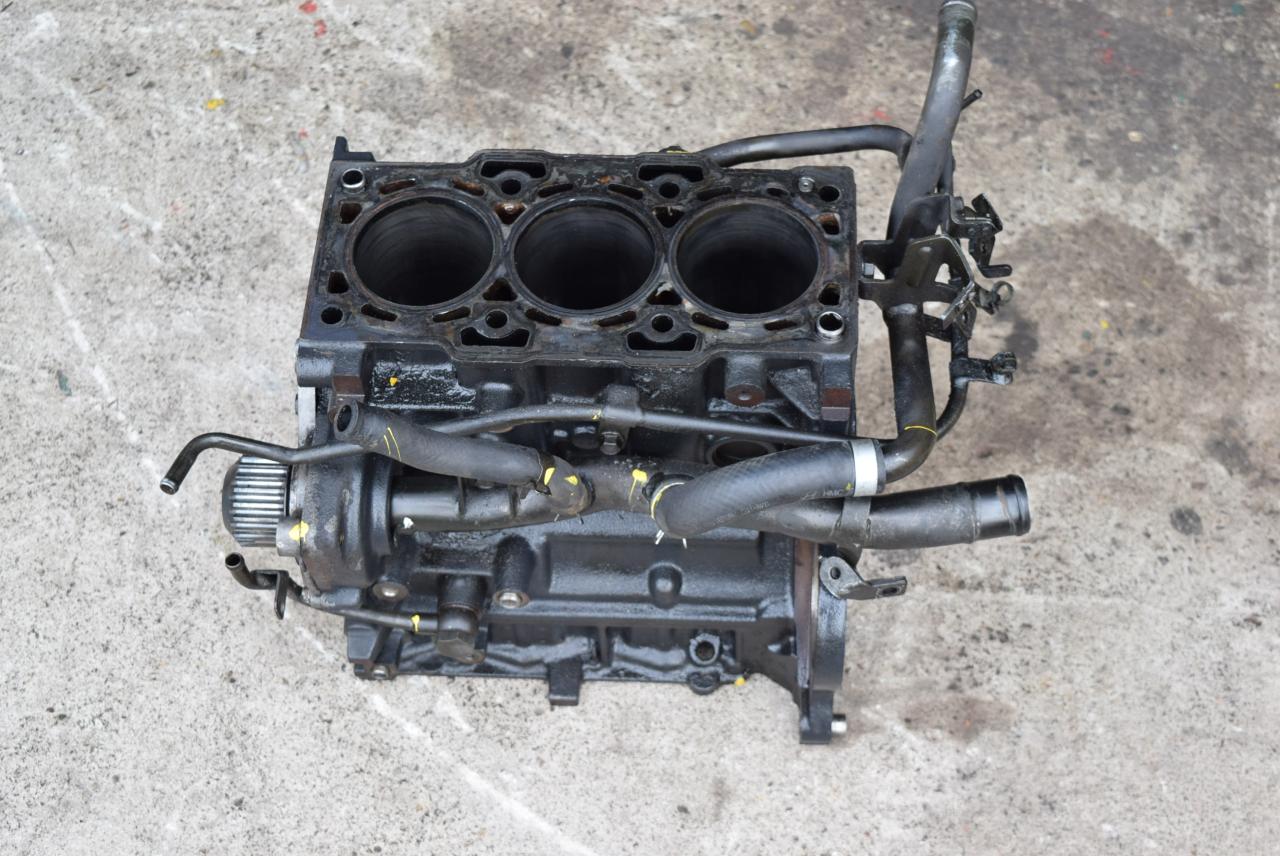 блок цилиндров Hyundai Matrix 1 поколение 2003, 1.5 л., D3EA, дизель, МКПП, D3EA - фото №1