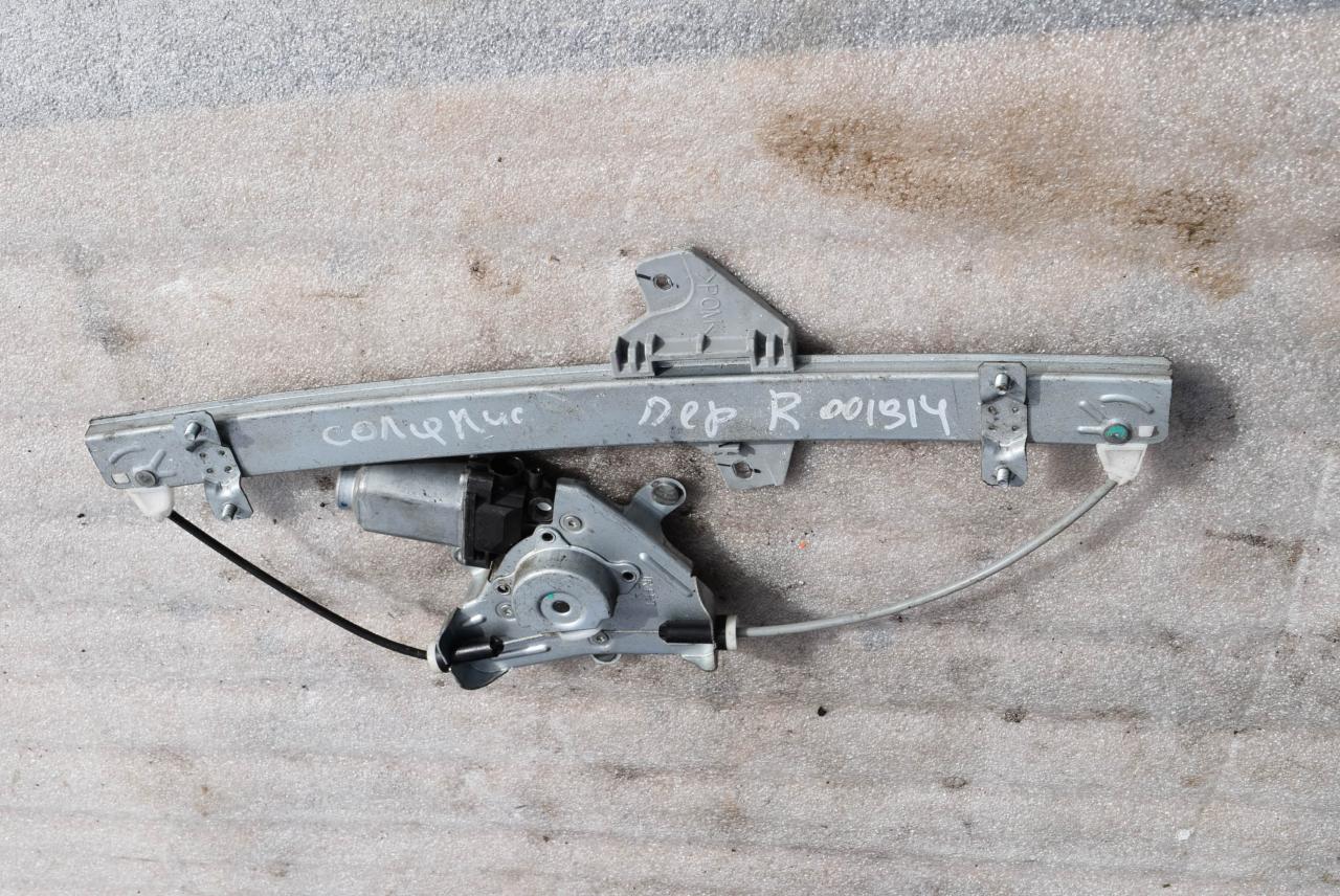 стеклоподъемник передний правый Hyundai Solaris 1 поколение 2013, 1.4 л., бензин, МКПП, 402396 - фото №1