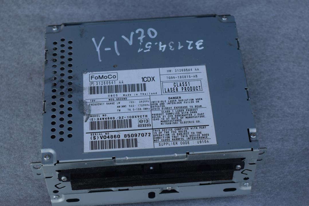 магнитола Volvo V70 3 поколение 2009, 2.5 л., B 5254 T6, бензин, АКПП, черный, универсал, передний привод, правый руль, 31260541AA, 31260541, 7G9N18C815AB - фото №1