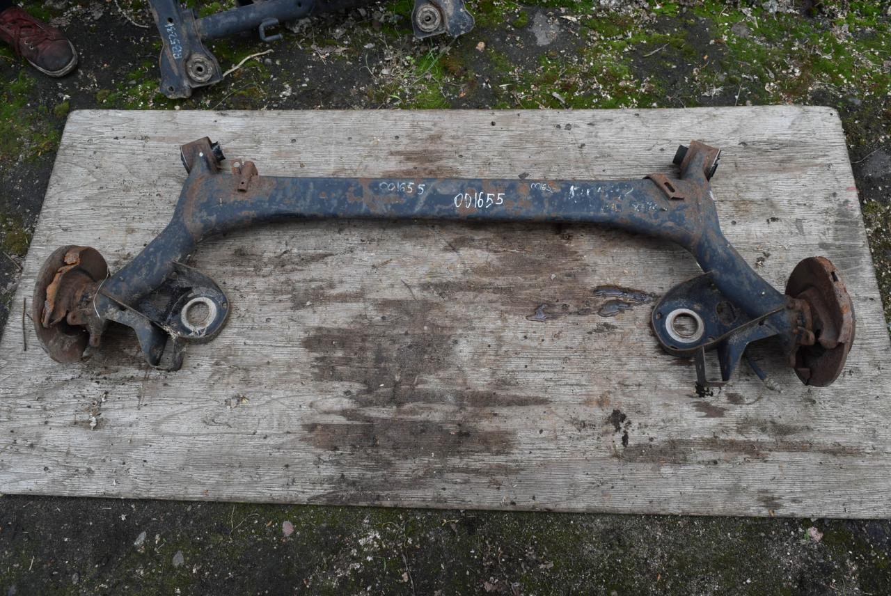 балка подвески задняя Volkswagen Polo 4 поколение 2004, 1.4 л., бензин - фото №1