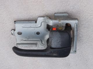ручка внутренняя задняя правая Mazda 626 GF 1998, 1.8 л., бензин, МКПП