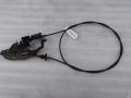 трос капота Nissan Primera P10 1996, 1.6 л., бензин - фото №2