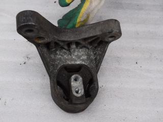 подушка крепления двигателя Ford Ka 1 поколение 1998, 1.3 л., бензин