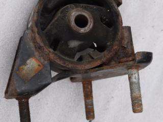 подушка крепления двигателя Nissan Primera P10 1996, 1.6 л., бензин, 123710E010