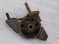 подушка крепления двигателя Nissan Primera P10 1996, 1.6 л., бензин, 123710E010 - фото №3