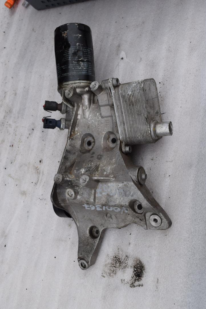 кронштейн двигателя Volkswagen Passat B7 2012, 1.8 л., бензин, АКПП, седан, 06J903143AH, 06J117021J, 06J903133A - фото №1