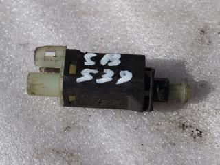 датчик заднего хода (лягушка) Volkswagen Passat B4 1995, 1.9 л., дизель, МКПП, универсал, 322945515