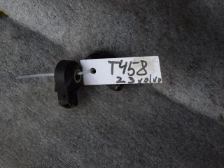 датчик детонации Volvo S70 1 поколение 1997, 2.3 л., B 5234 T5, бензин, АКПП, седан, передний привод, 0261231046