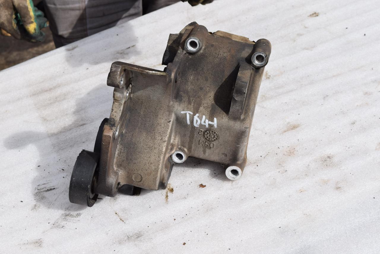 кронштейн двигателя Hyundai Getz 1 поколение 2003, 1.5 л., D3EA, дизель, МКПП, 2528127XXX - фото №1