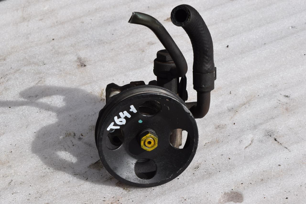 насос гидроусилителя руля Hyundai Getz 1 поколение 2003, 1.5 л., D3EA, дизель, МКПП, 5710025300 - фото №1