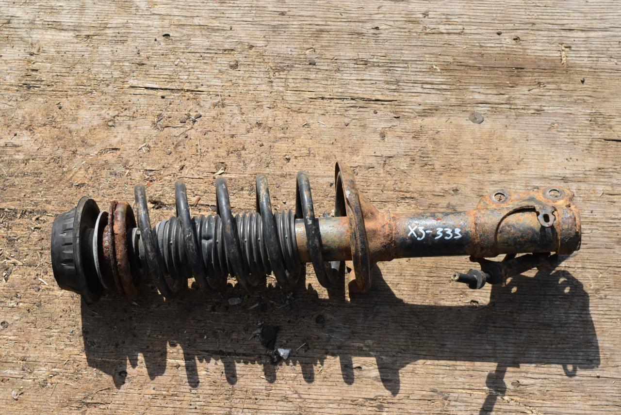 амортизатор передний Volkswagen Golf 3 поколение 1995, 1.9 л., дизель, 687807 - фото №1