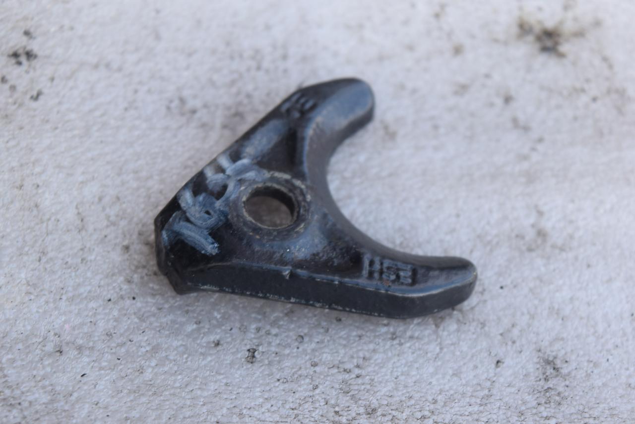 насос вакуумный Volkswagen Golf 3 поколение 1997, 1.9 л., TDi, AFN, дизель, МКПП, хетчбэк 5 дв. - фото №1