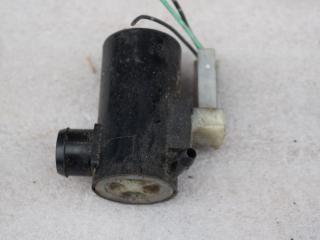 насос (моторчик) омывателя стекла Suzuki Grand Vitara 1 поколение [рестайлинг] 2005, 2.0 л., дизель