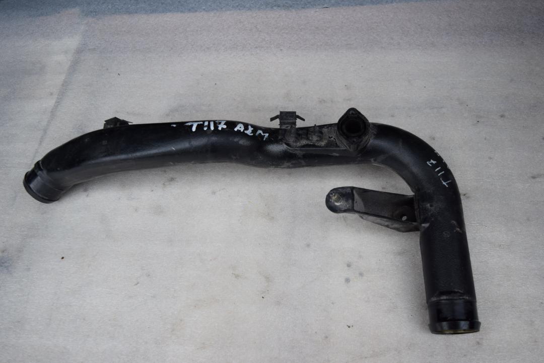 патрубок интеркулера Volkswagen Passat B5 2000, 1.9 л., AJM, дизель, МКПП, седан, 8D01458401 - фото №1