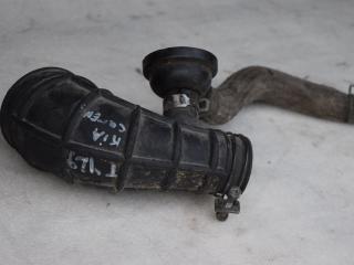 патрубок воздушного фильтра Kia Carens 1 поколение [рестайлинг] 2003, 2.0 л., D4EA, дизель, МКПП, минивэн, 2813927000