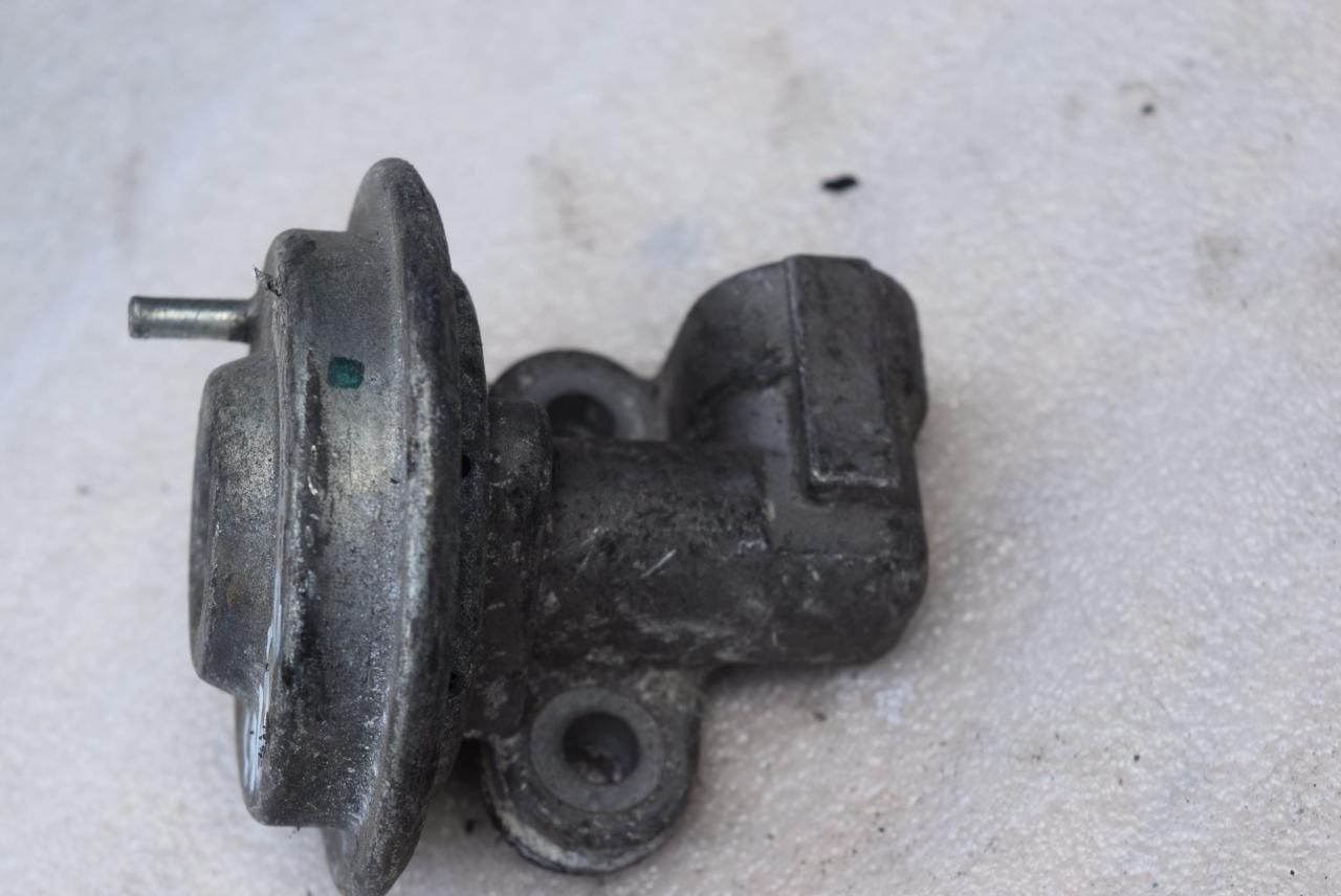 клапан EGR Ford Mondeo 2 поколение 1997, 1.8 л., бензин, МКПП, 96MF9D475AB - фото №1