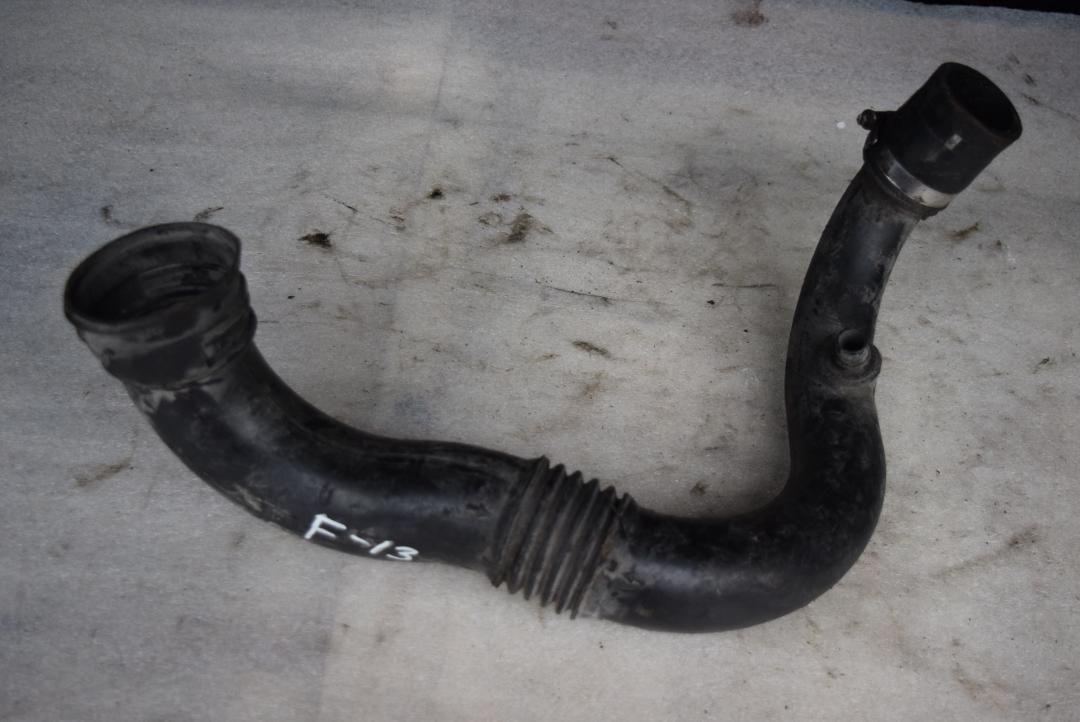 патрубок воздушного фильтра Renault Espace 3 поколение 2002, 2.2 л., дизель, МКПП, минивэн, 8200008515 - фото №1