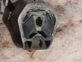 подушка крепления КПП Audi A6 4A/C4 1995, 2.5 л., TDi, AAT, дизель, АКПП, седан, передний привод, 4A0399113D - фото №3