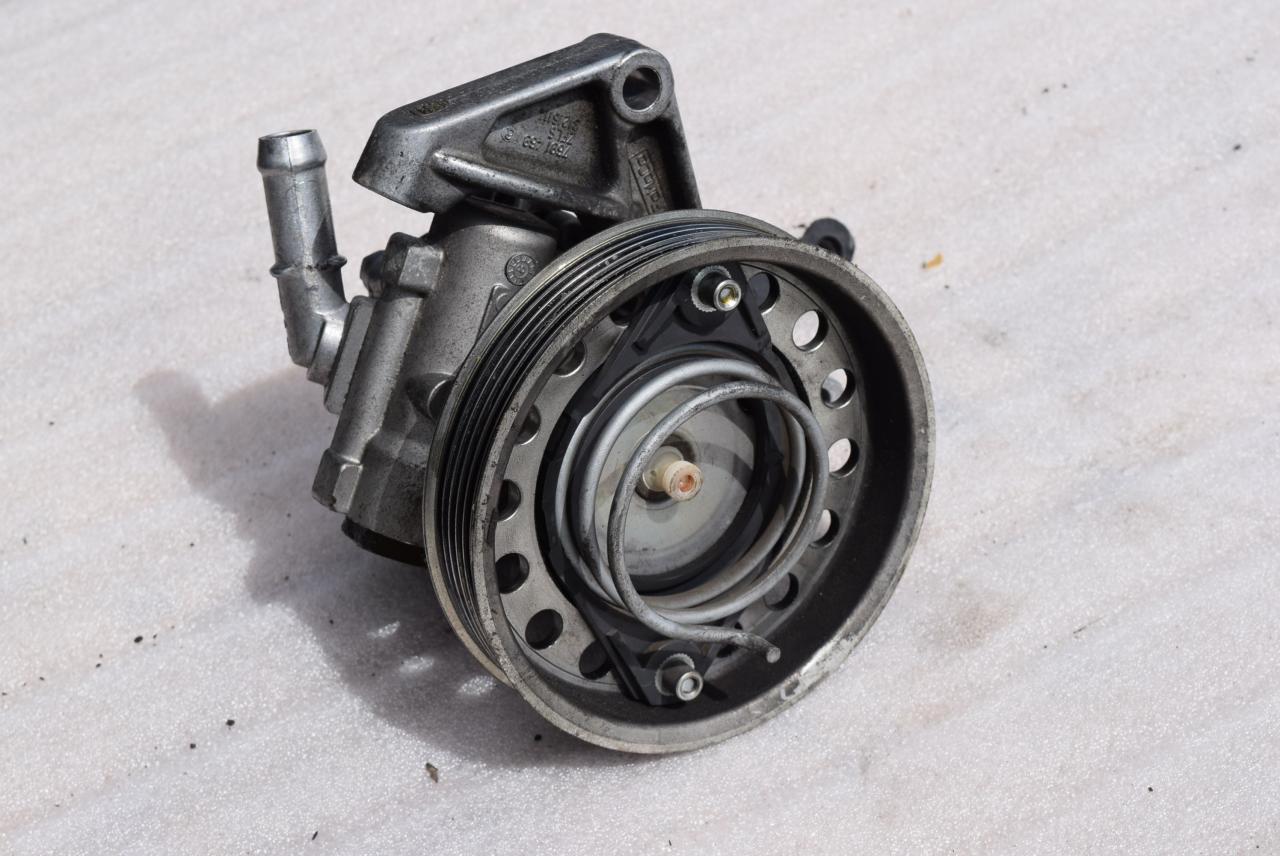 насос гидроусилителя руля Volvo S80 2 поколение 2008, 3.2 л., i, B 6324 S, бензин, АКПП, седан, передний привод, 31201150 - фото №1