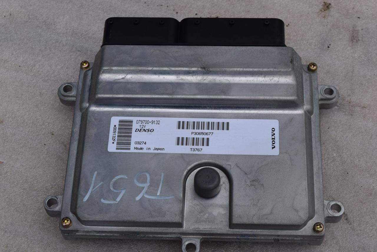 блок управления двигателем Volvo S40 2 поколение 2005, 2.4 л., i, B 5244 S5, бензин, АКПП, седан, P30650677, 30650677, 0797009132 - фото №1