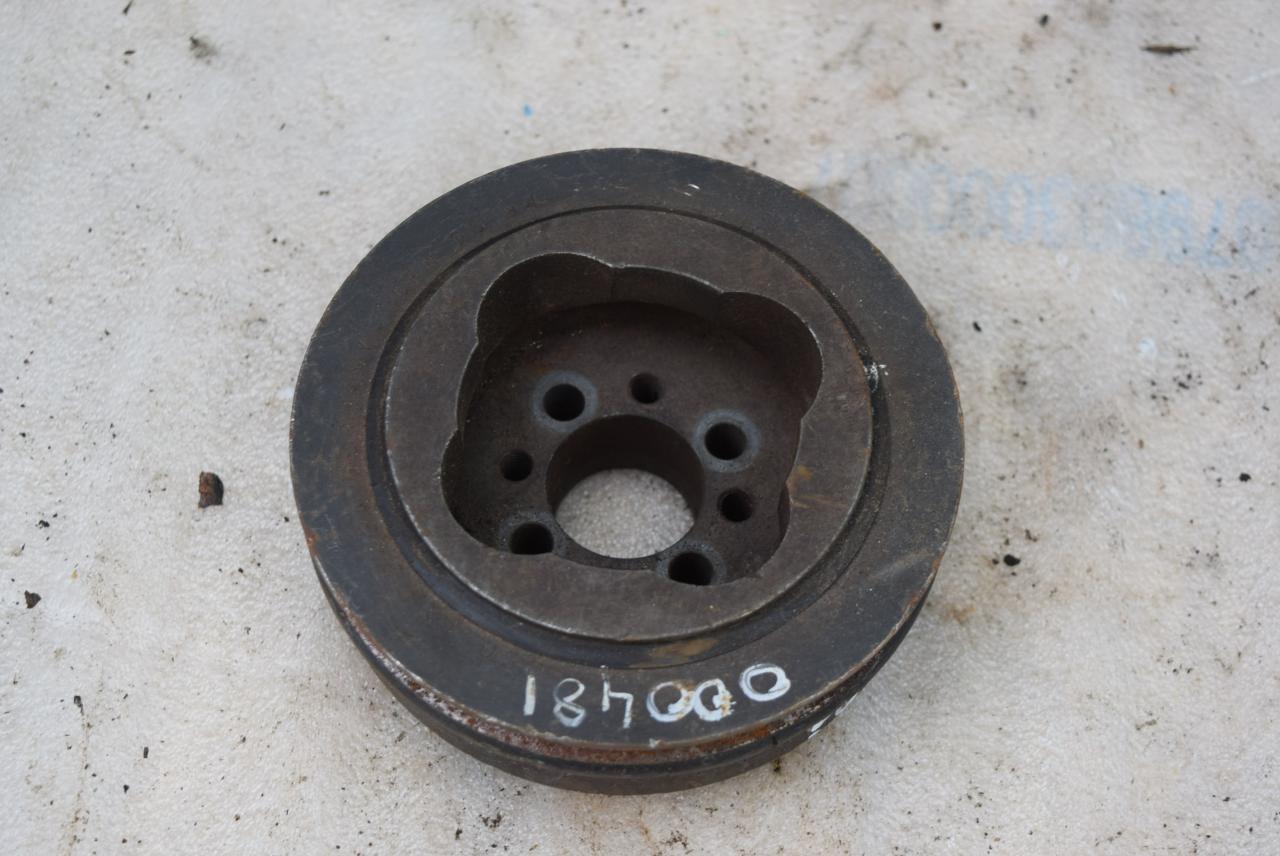 шкив коленвала Audi 100 4A/C4 1993, 2.0 л., бензин, седан, 050105243A - фото №1