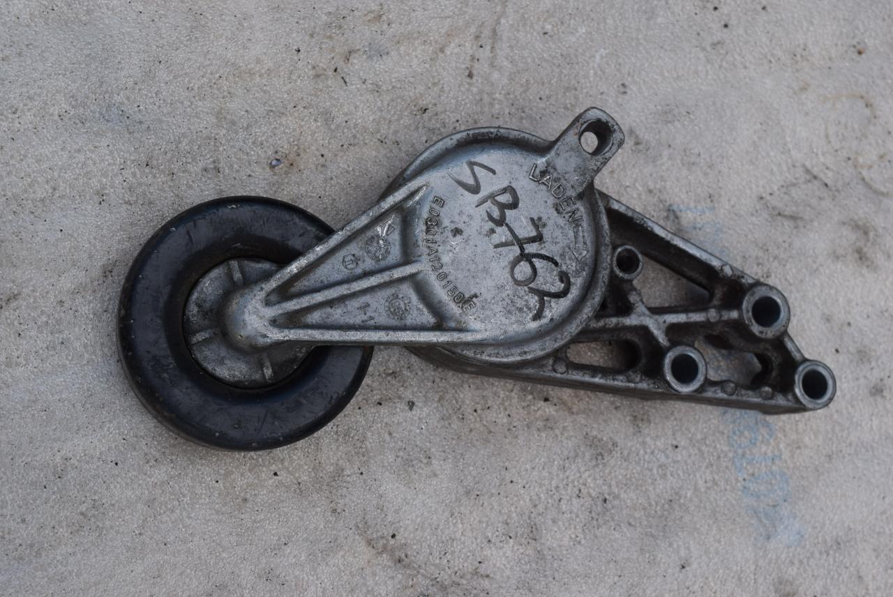 натяжитель Audi A4 B5 1998, 1.8 л., бензин, 058903133A - фото №1