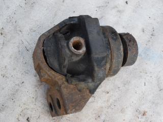 подушка крепления двигателя Mazda 626 GE [рестайлинг] 1996, 1.8 л., бензин, хетчбэк 5 дв.