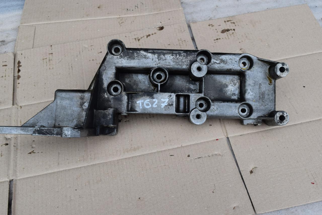 кронштейн гидроусилителя Volvo S80 1 поколение 1999, 2.8 л., Ti, B 6284 T, бензин, АКПП, седан, передний привод, 9497232 - фото №1