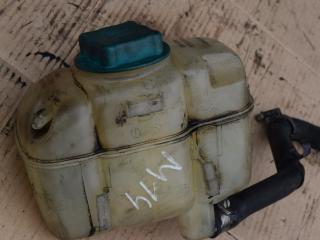 бачок расширительный Volvo V70 2 поколение 2004, 2.4 л., D5, D 5244 T, дизель, АКПП, универсал, передний привод, 30723929, 30723930