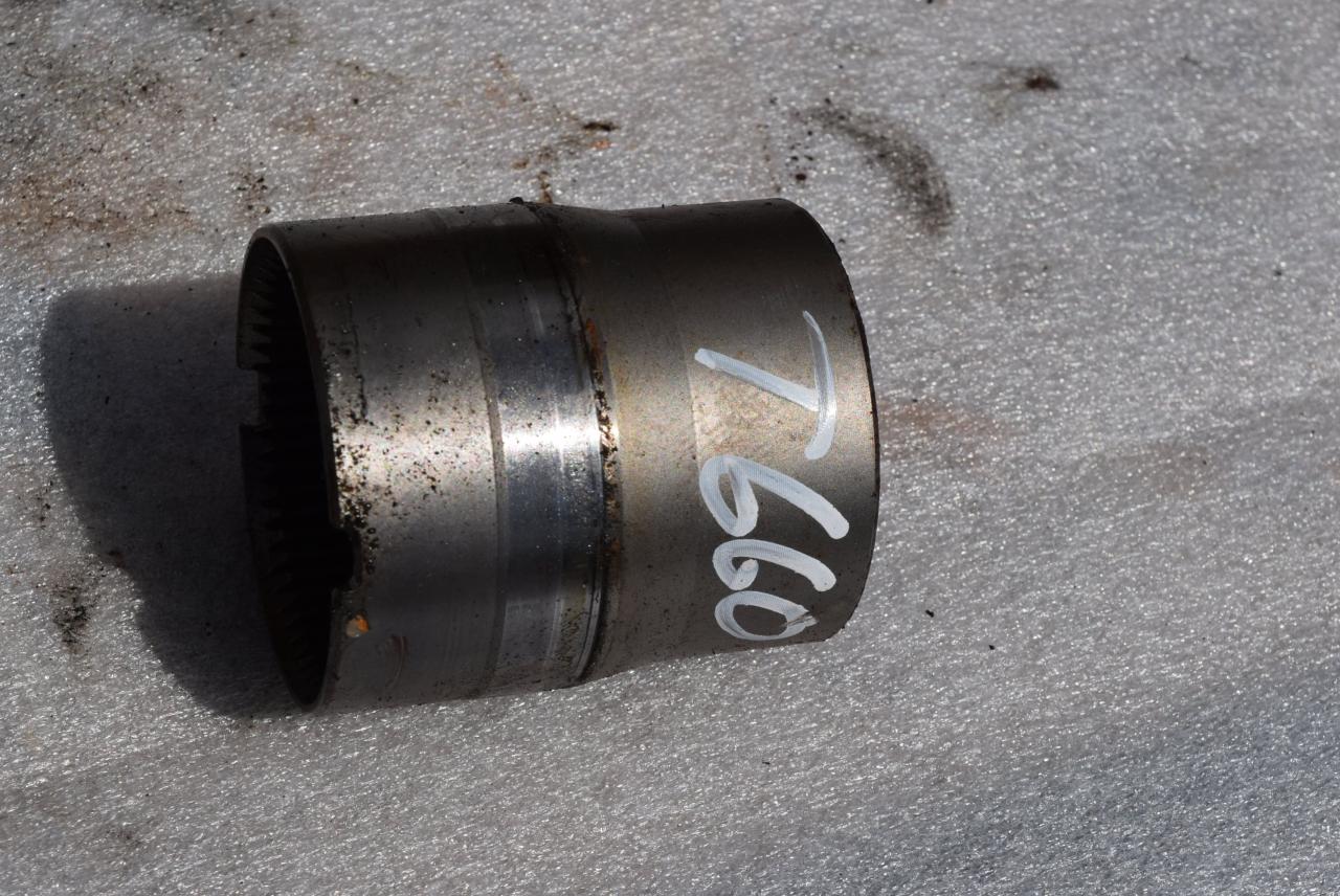 втулка раздатки Volvo S80 2 поколение 2008, 3.2 л., i, B 6324 S, бензин, АКПП, седан, полный подключаемый привод - фото №1