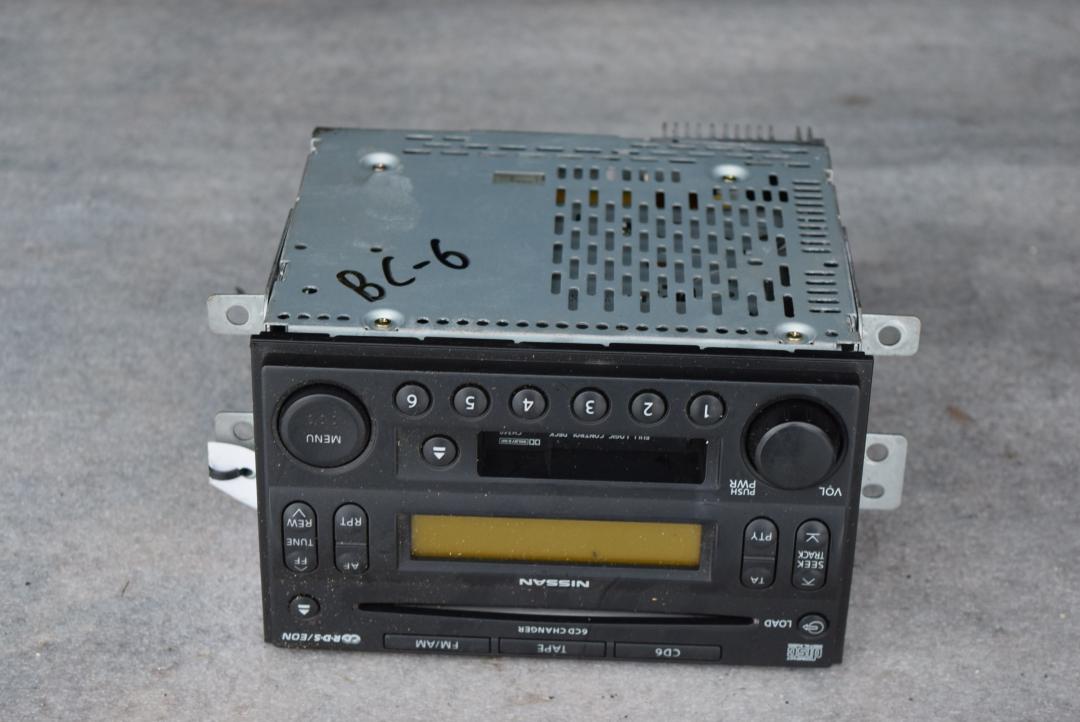 магнитола Nissan X-Trail T30 2003, 2.2 л., дизель, МКПП, внедорожник 5 дв., 28188EQ300 - фото №1