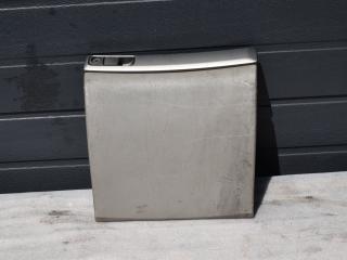 бардачок Volvo V40 1 поколение [2-й рестайлинг] 2004, 2.0 л., Ti, B 4204 T, бензин, МКПП, универсал, передний привод, 30801106