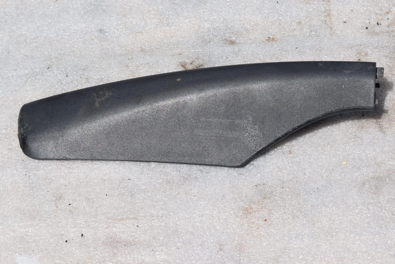 крышка (заглушка) рейлинга Volvo V70 2 поколение 2004, 2.4 л., D5, D 5244 T, дизель, АКПП, универсал, передний привод, 8662611 - фото №1