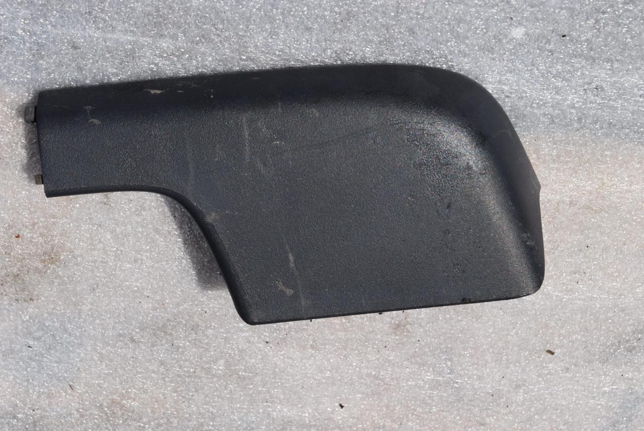 крышка (заглушка) рейлинга Volvo V70 2 поколение 2004, 2.4 л., D5, D 5244 T, дизель, АКПП, универсал, передний привод, 8662617 - фото №1