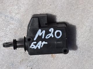 активатор замка багажника Volvo V40 1 поколение [2-й рестайлинг] 2004, 2.0 л., Ti, B 4204 T, бензин, МКПП, универсал, передний привод