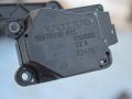 моторчик заслонки печки Volvo XC90 1 поколение [рестайлинг] 2008, 4.4 л., B 8444 S, бензин, АКПП, внедорожник 5 дв., полный привод, 30676510ECC - фото №3