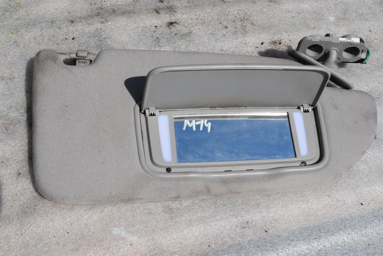 козырек солнцезащитный Volvo V70 2 поколение 2004, 2.4 л., D5, D 5244 T, дизель, АКПП, универсал, передний привод, 39985792 - фото №1