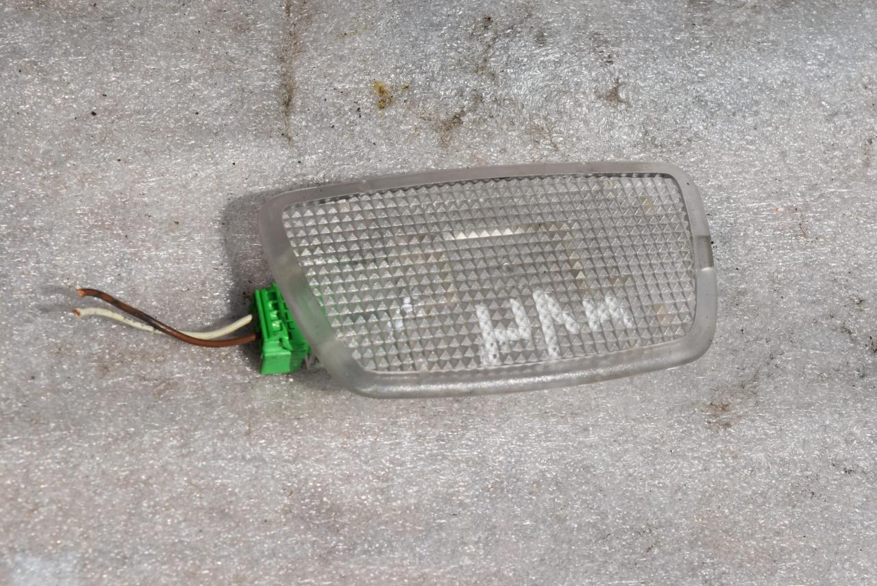 фонарь салона (плафон) Volvo V70 2 поколение 2004, 2.4 л., D5, D 5244 T, дизель, АКПП, универсал, передний привод - фото №1