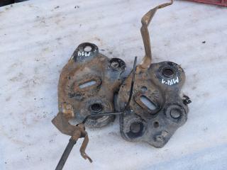 кронштейн (крепление) Volvo V70 2 поколение 2004, 2.4 л., D5, D 5244 T, дизель, АКПП, универсал, передний привод