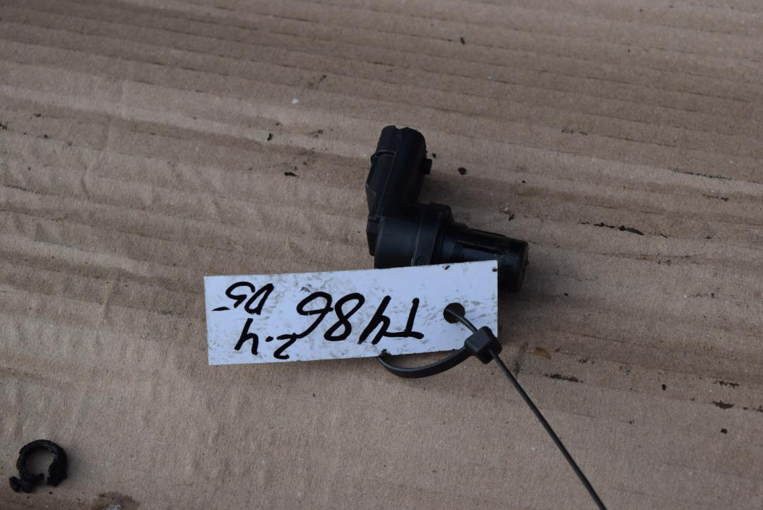 датчик распредвала Volvo S80 2 поколение 2008, 2.4 л., D 5244 T5, дизель, АКПП, седан, 8658726, 0282103063 - фото №1