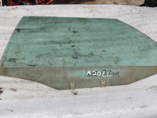 стекло двери задней левой Volvo V40 1 поколение [2-й рестайлинг] 2004, 2.0 л., Ti, B 4204 T, бензин, МКПП, универсал, передний привод