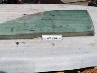 стекло двери передней левой Volvo V40 1 поколение [2-й рестайлинг] 2004, 2.0 л., Ti, B 4204 T, бензин, МКПП, универсал, передний привод