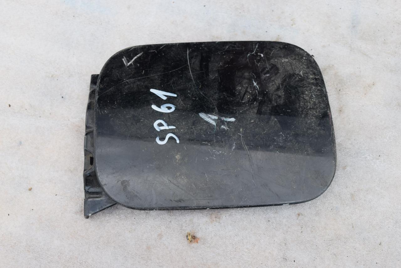 лючок топливного бака Audi A4 B5 1996, 1.6 л., ADP, бензин, МКПП, седан, 8D0010148P - фото №1