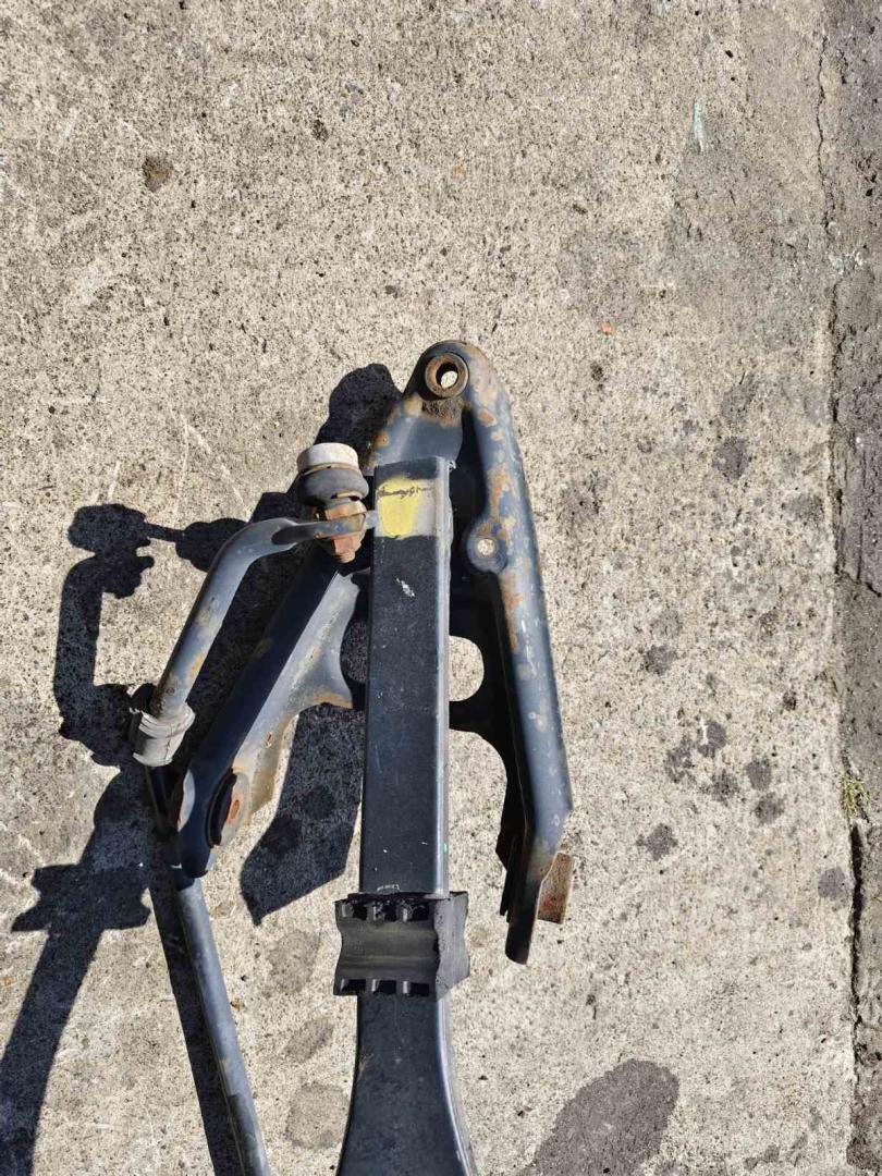 рычаг передний левый Smart Fortwo 1 поколение 1999, 0.6 л., бензин, робот, хетчбэк 3 дв. - фото №1