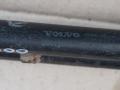 амортизатор капота Volvo V40 1 поколение [рестайлинг] 1999, 2.0 л., бензин, МКПП, универсал, 30819865 - фото №2